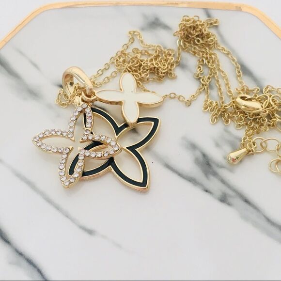 Layered Flower Charm Pendant Long Necklace NWT - Picture 7 of 9